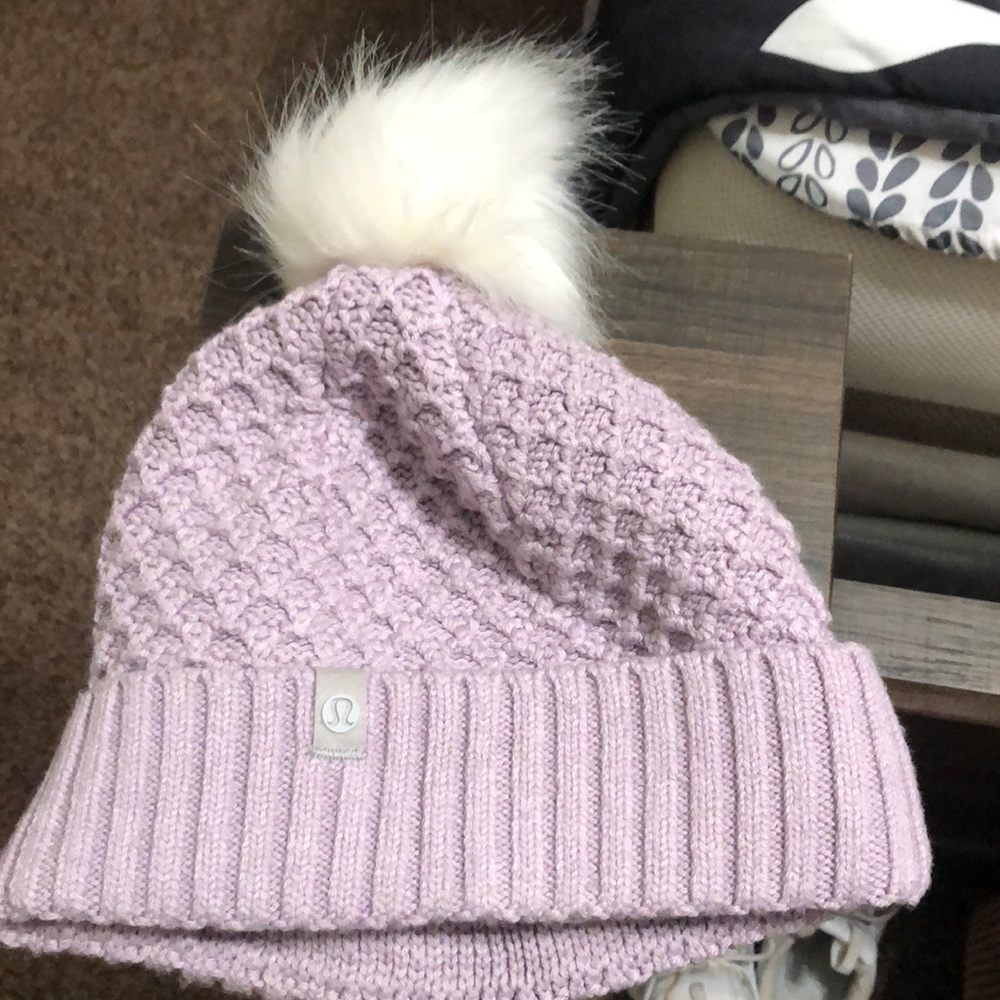 Lululemon beanie